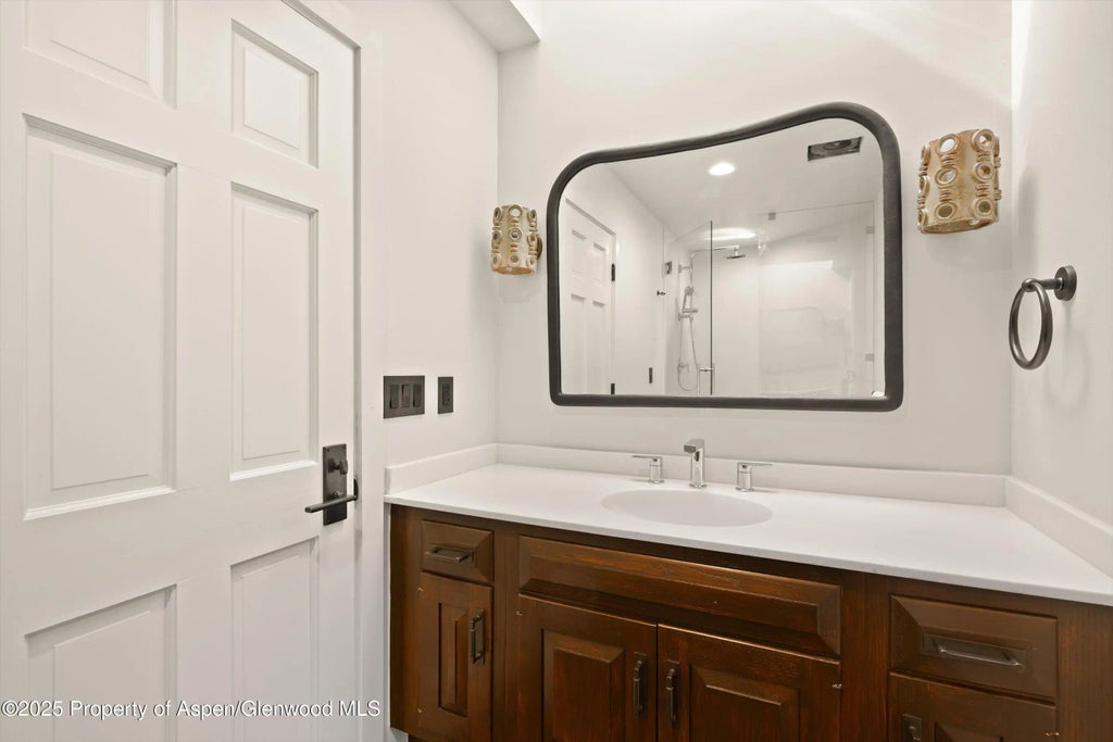 17 of 34 - 1443 Crystal Lake Road 3e, Aspen, CO