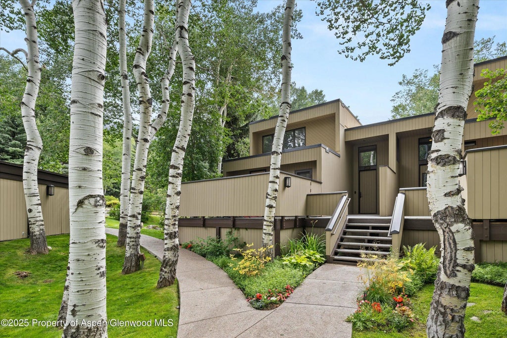32 of 34 - 1443 Crystal Lake Road 3e, Aspen, CO