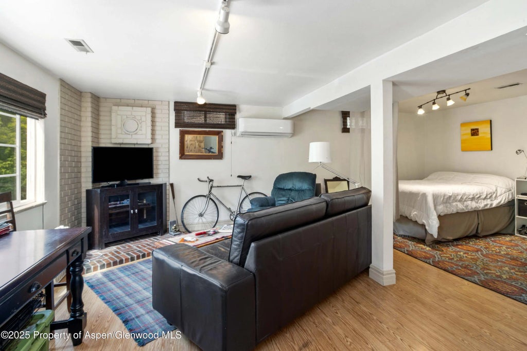 10 of 25 - 732 Minter Avenue, Glenwood Springs, CO