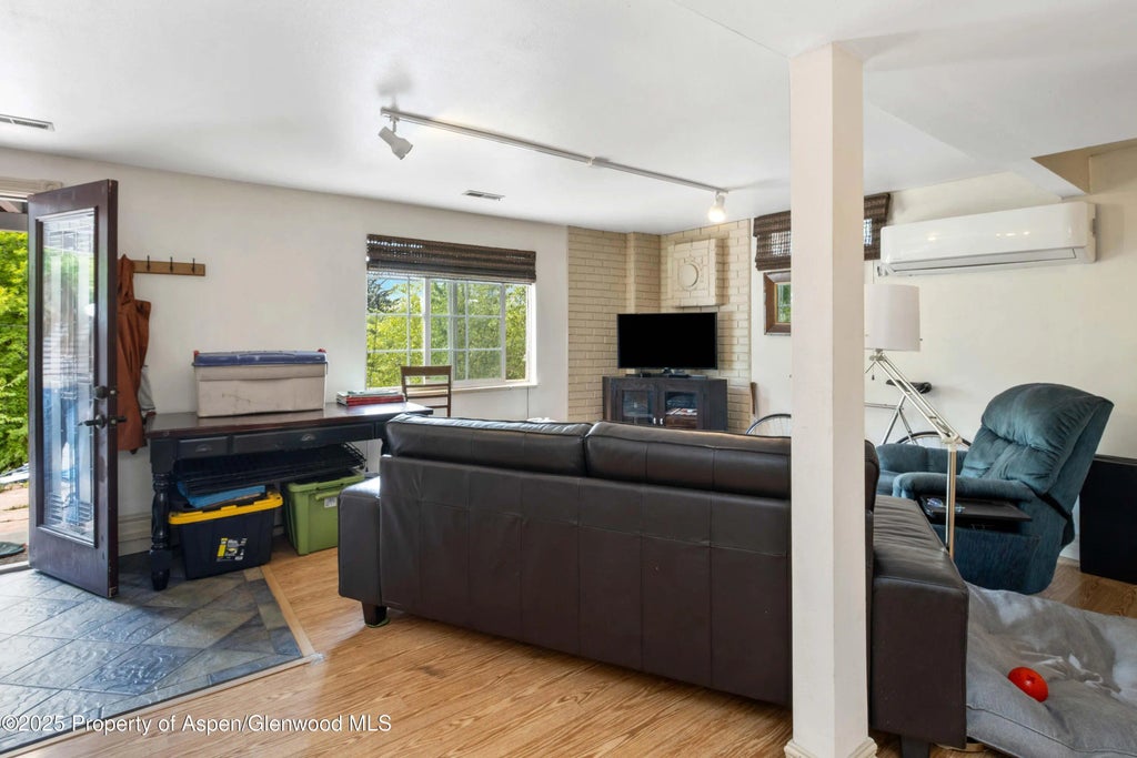 9 of 25 - 732 Minter Avenue, Glenwood Springs, CO