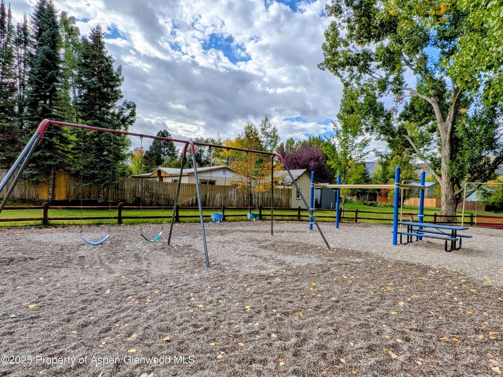 111 of 115 - 298 Black Bear Trail, Carbondale, CO