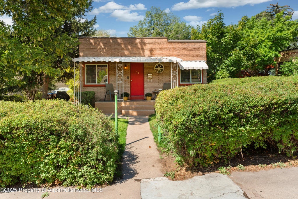 27 of 36 - 519 Maple Street, Glenwood Springs, CO