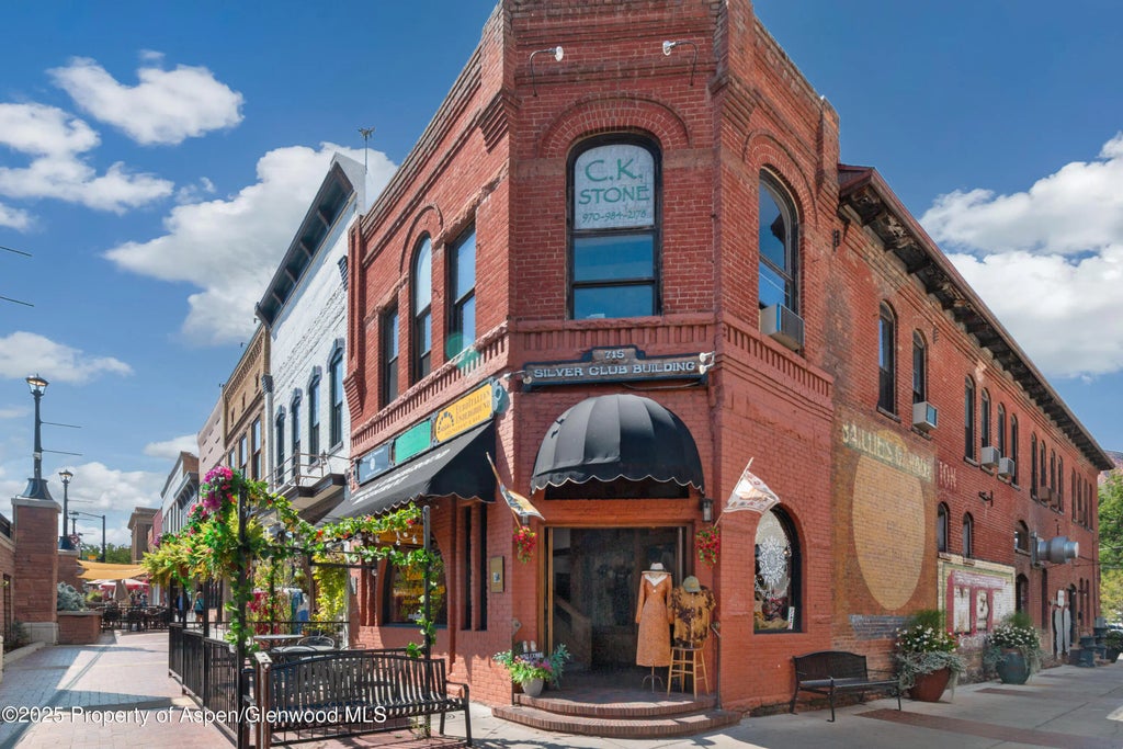 31 of 36 - 519 Maple Street, Glenwood Springs, CO