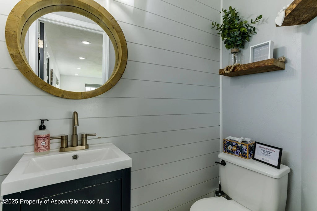 23 of 58 - 1003 Park West Drive, Glenwood Springs, CO
