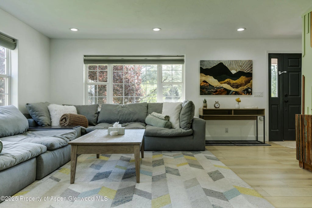 6 of 58 - 1003 Park West Drive, Glenwood Springs, CO