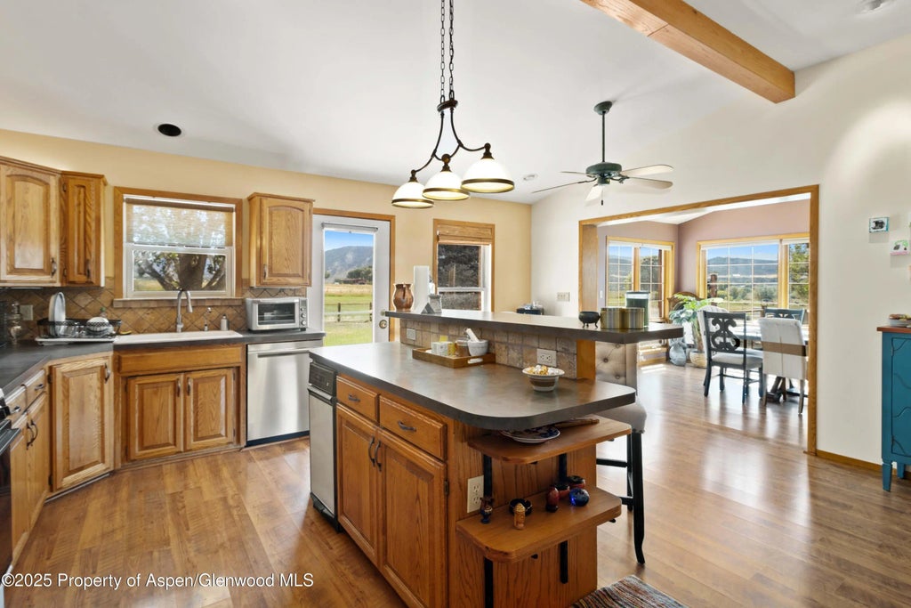 12 of 31 - 3724 County Road 214, Silt, CO
