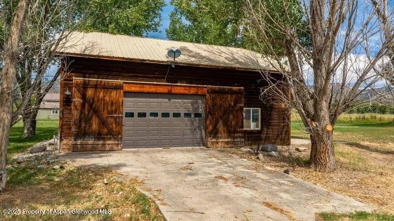 23 of 31 - 3724 County Road 214, Silt, CO