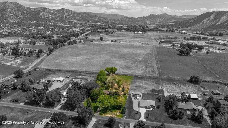 29 of 31 - 3724 County Road 214, Silt, CO