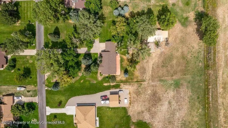 4 of 31 - 3724 County Road 214, Silt, CO