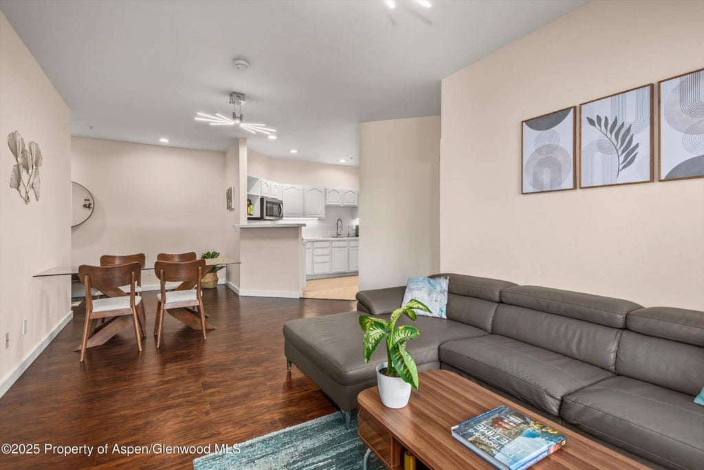 4 of 17 - 1400 E Valley Road 115, Basalt, CO