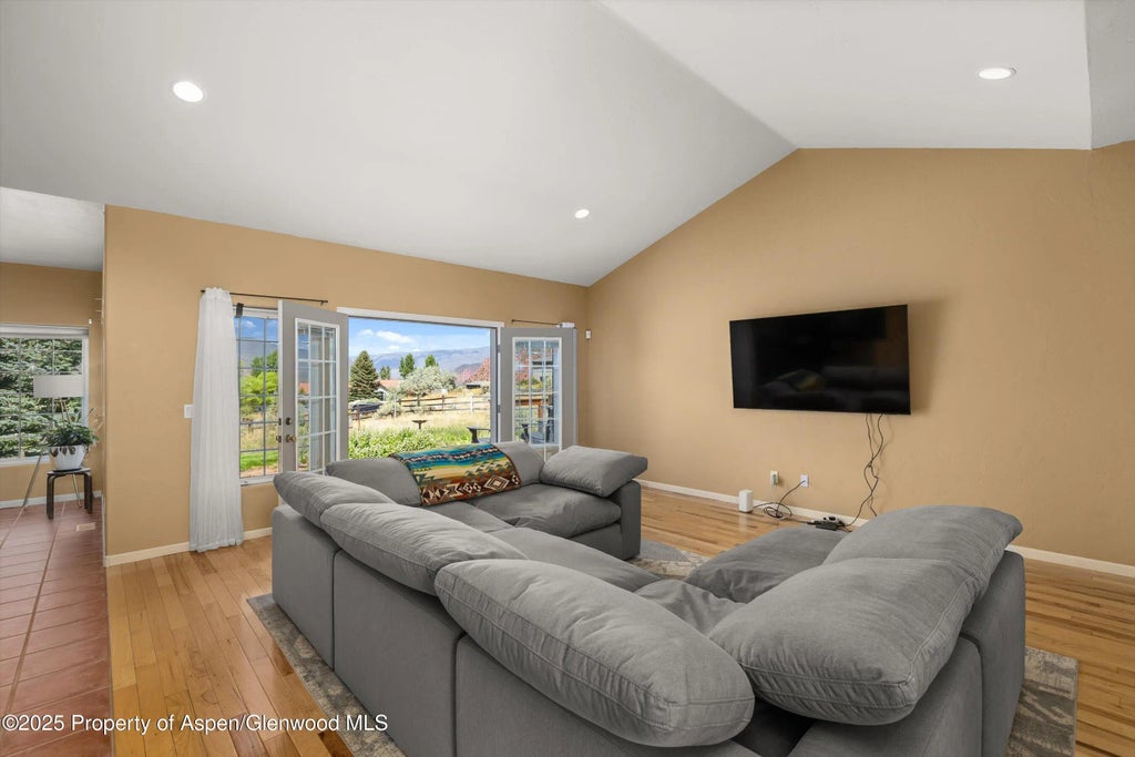 8 of 46 - 156 Dolores Circle, Glenwood Springs, CO