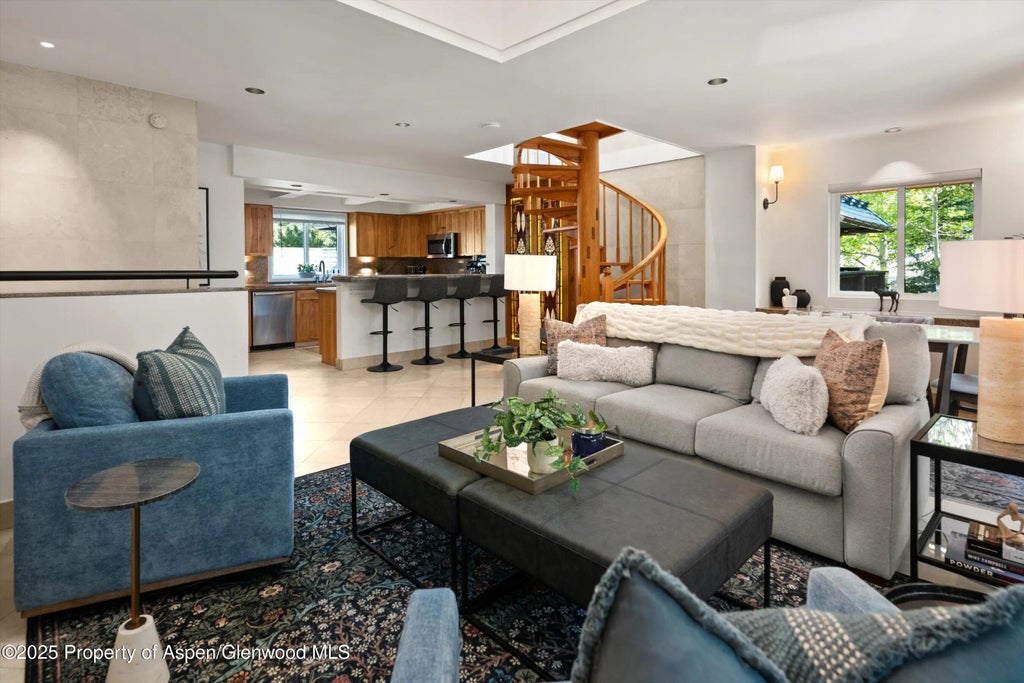 4 of 31 - 650 S Monarch Street Unit 11, Aspen, CO