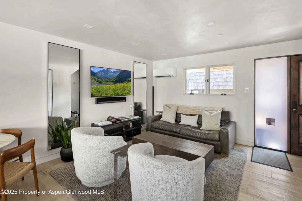 7 of 19 - 124 E Durant Avenue 7, Aspen, CO