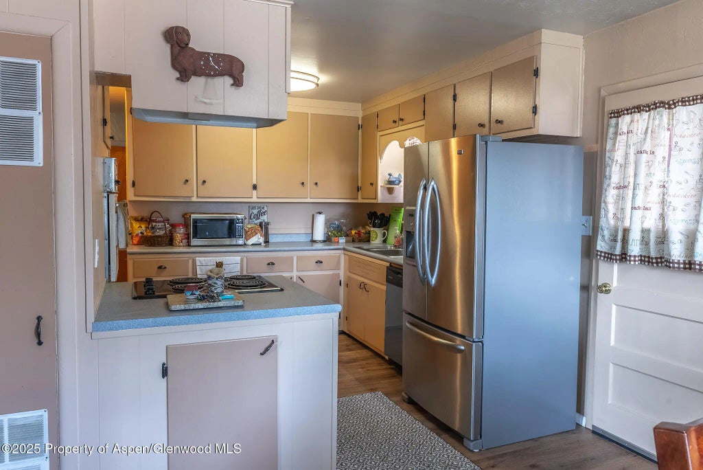 6 of 17 - 335 Hutton Avenue, Rifle, CO