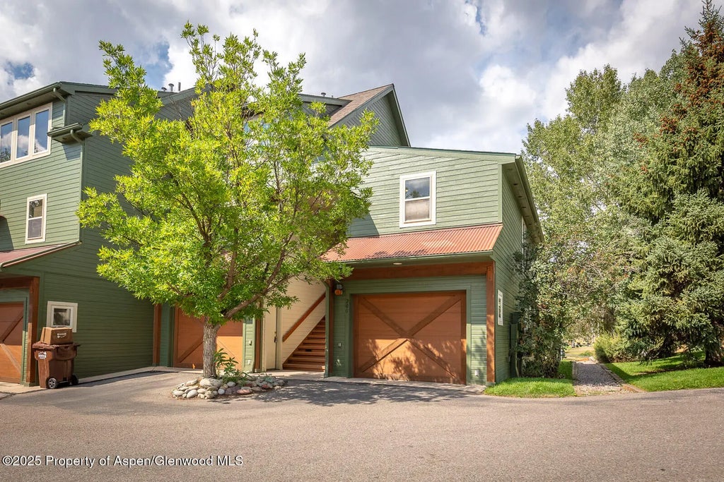 1 of 23 - 200 Lakeside Court, Basalt, CO