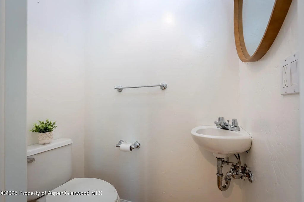 12 of 23 - 200 Lakeside Court, Basalt, CO