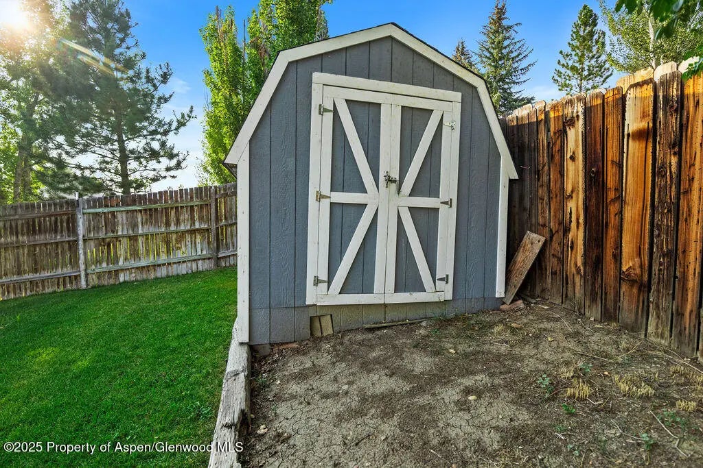 29 of 67 - 739 Riford Road, Craig, CO