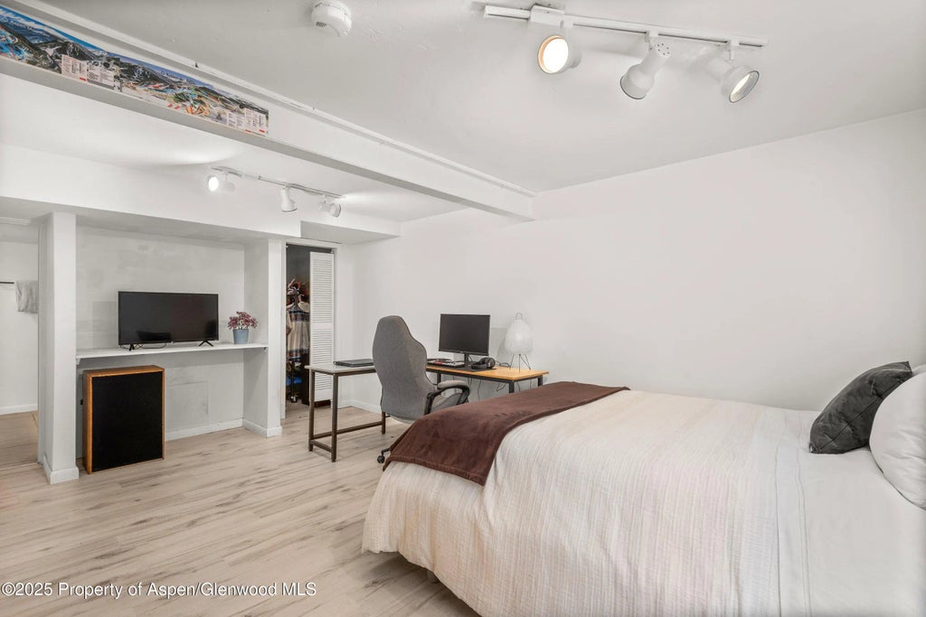 11 of 19 - 331 Holland Hills Road Unit 5, Basalt, CO