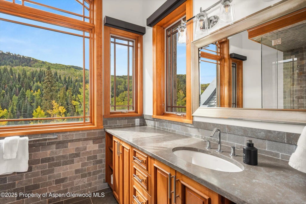 21 of 36 - 6889 Capitol Creek Road, Snowmass, CO