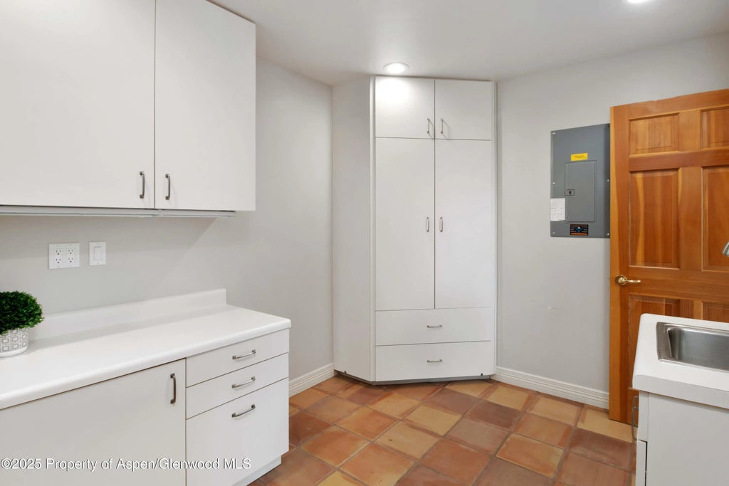 18 of 37 - 703 Silver Oak Drive, Glenwood Springs, CO