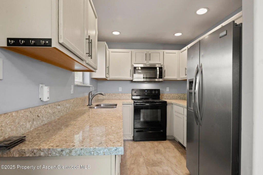 8 of 20 - 2501 Meadow Circle, Rifle, CO