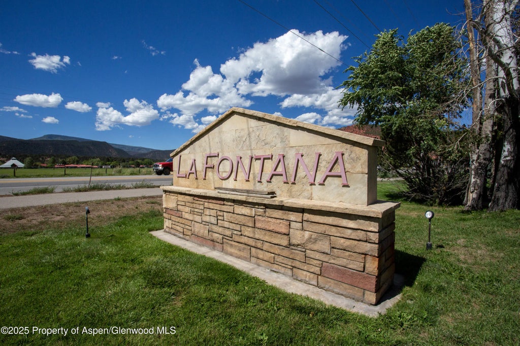 3 of 10 - 560 - 600 133 Multiple, Carbondale, CO