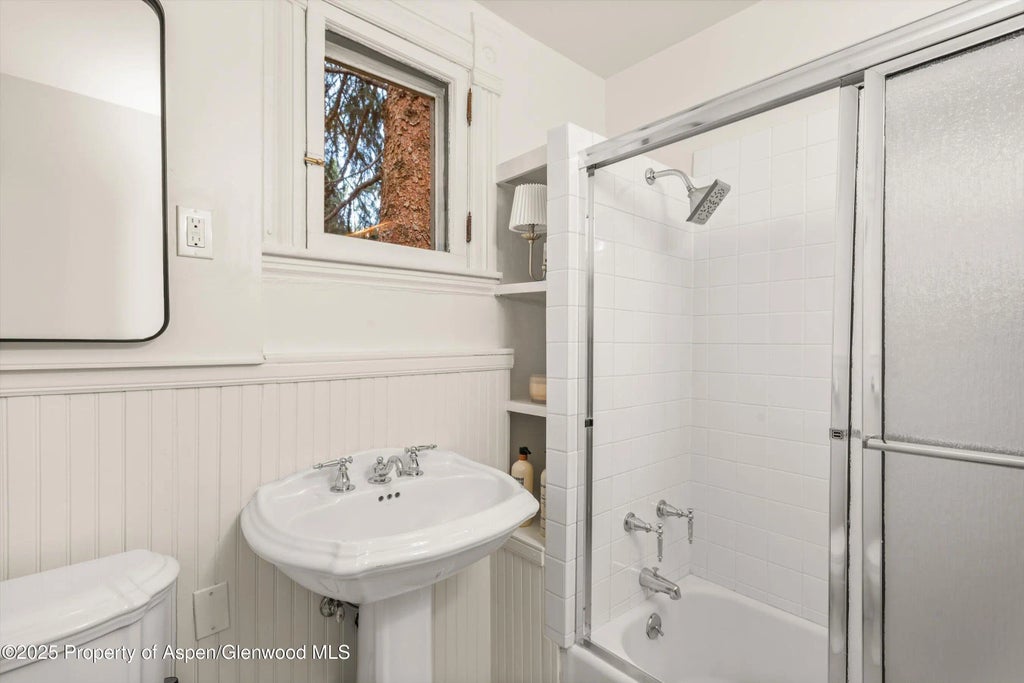 28 of 59 - 500 W Francis Street, Aspen, CO