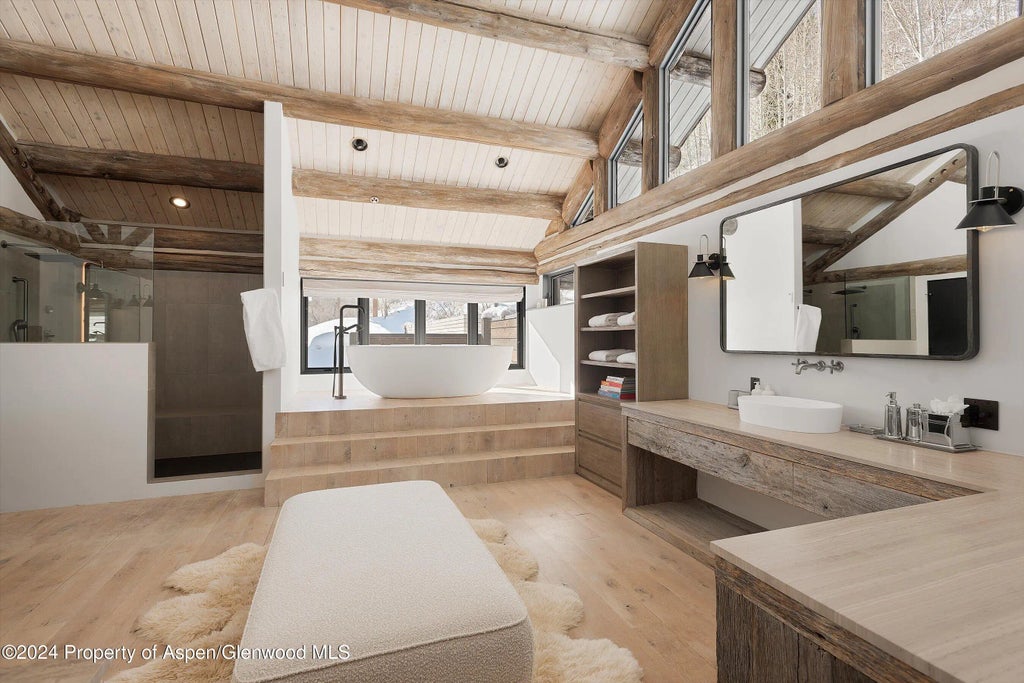 26 of 63 - 931 N Hayden Road, Aspen, CO