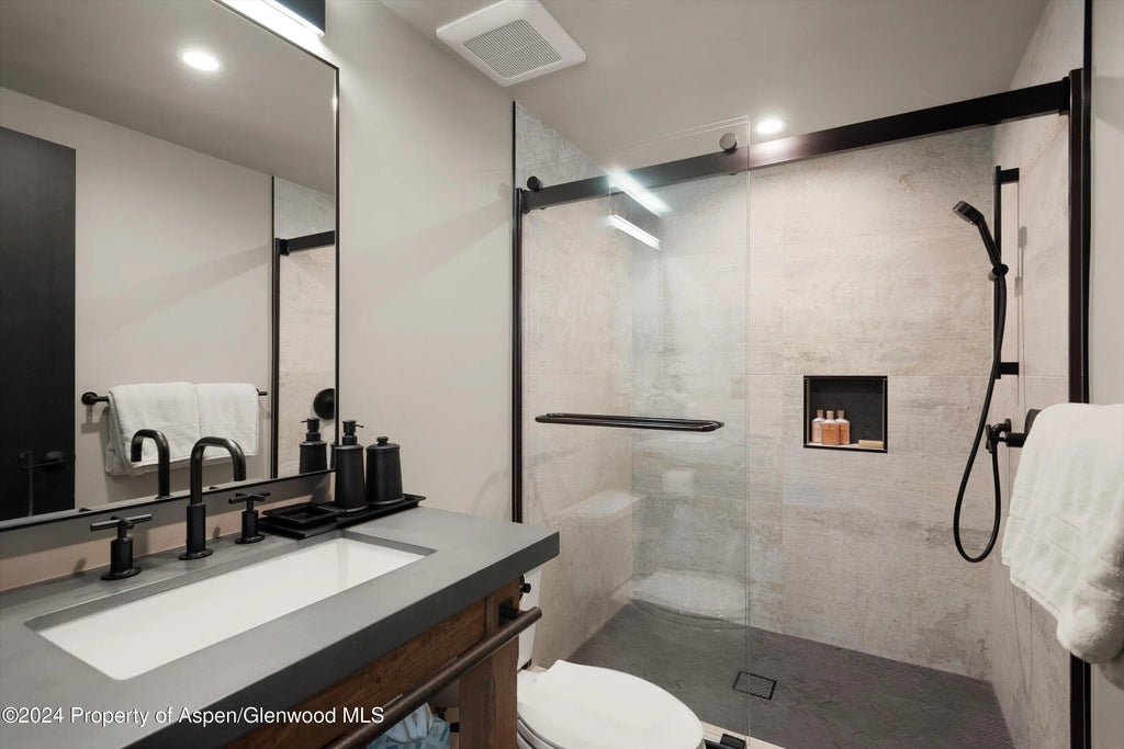 29 of 63 - 931 N Hayden Road, Aspen, CO