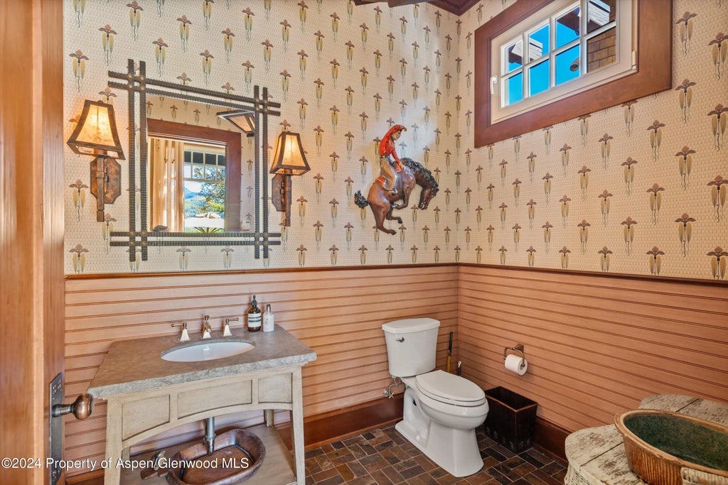 11 of 37 - 200 Jalanda Lane, Aspen, CO