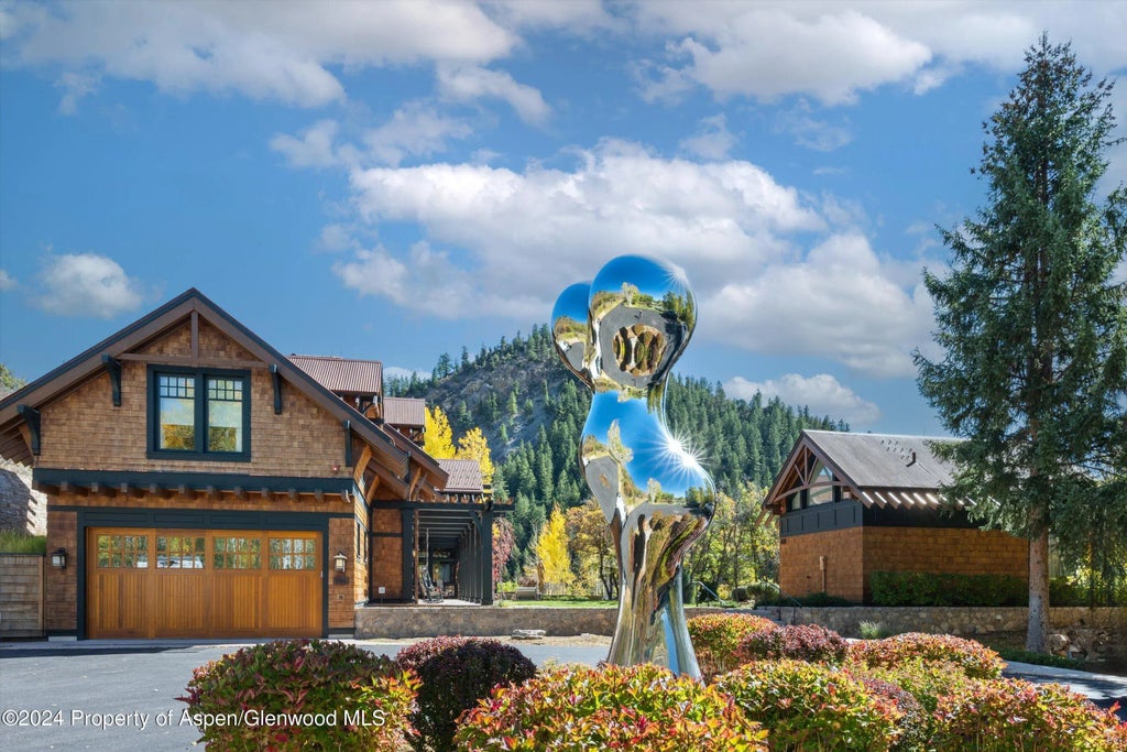 2 of 37 - 200 Jalanda Lane, Aspen, CO