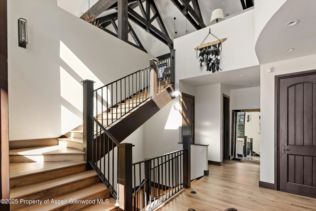 10 of 27 - 42553 Highway 82, Aspen, CO