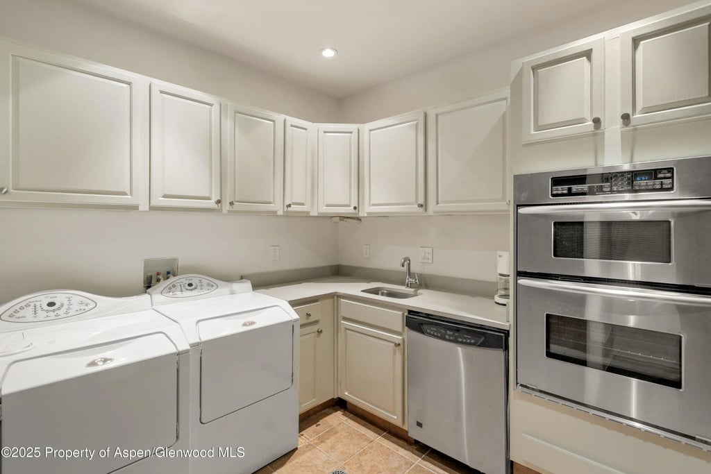 20 of 27 - 42553 Highway 82, Aspen, CO