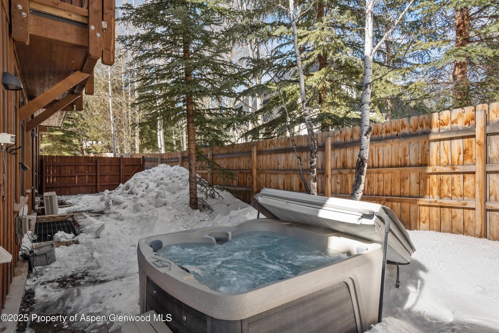 25 of 27 - 42553 Highway 82, Aspen, CO