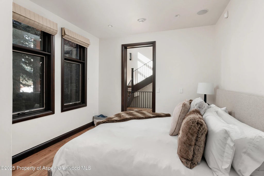 9 of 27 - 42553 Highway 82, Aspen, CO