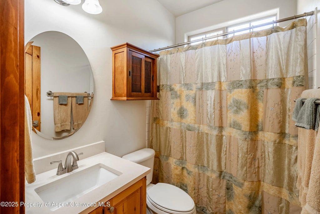 7 of 27 - 643 River Bend Way, Glenwood Springs, CO