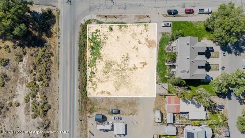 14 of 19 - 102 Main Street, Silt, CO