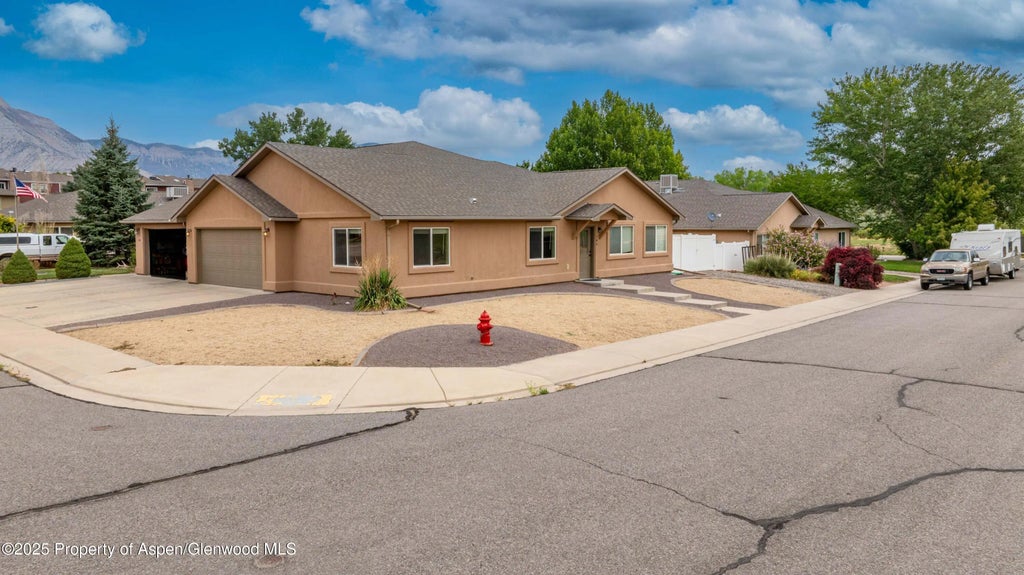 14 of 26 - 140 Anvil Lane, Parachute, CO