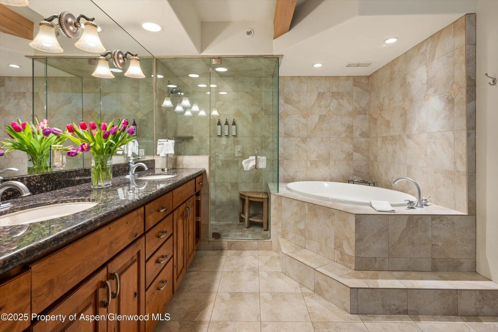 15 of 37 - 600 Carriage Way K9&10, Snowmass Village, CO