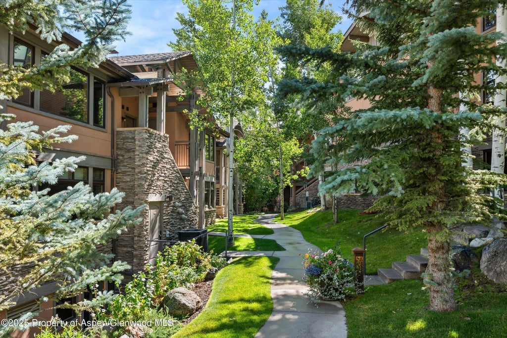 30 of 37 - 600 Carriage Way K9&10, Snowmass Village, CO