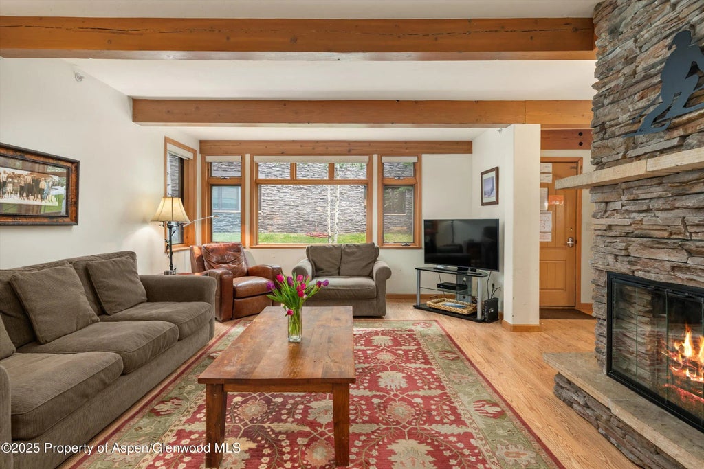 4 of 37 - 600 Carriage Way K9&10, Snowmass Village, CO