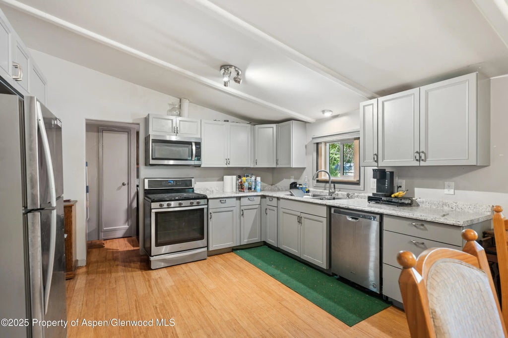 11 of 23 - 5033 County Road 335 #73, New Castle, CO