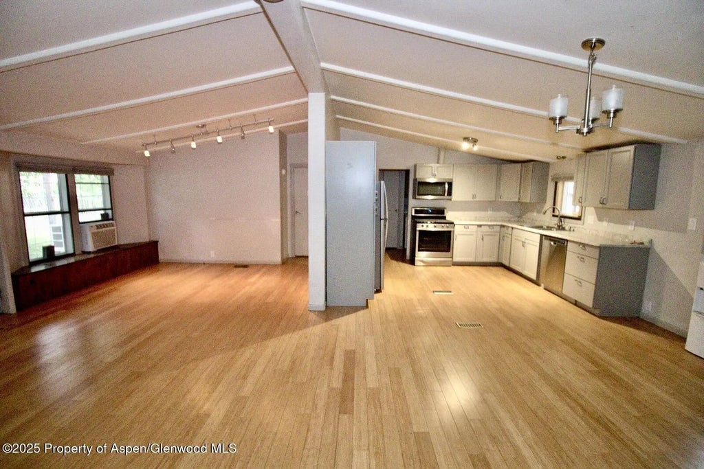 9 of 23 - 5033 County Road 335 #73, New Castle, CO