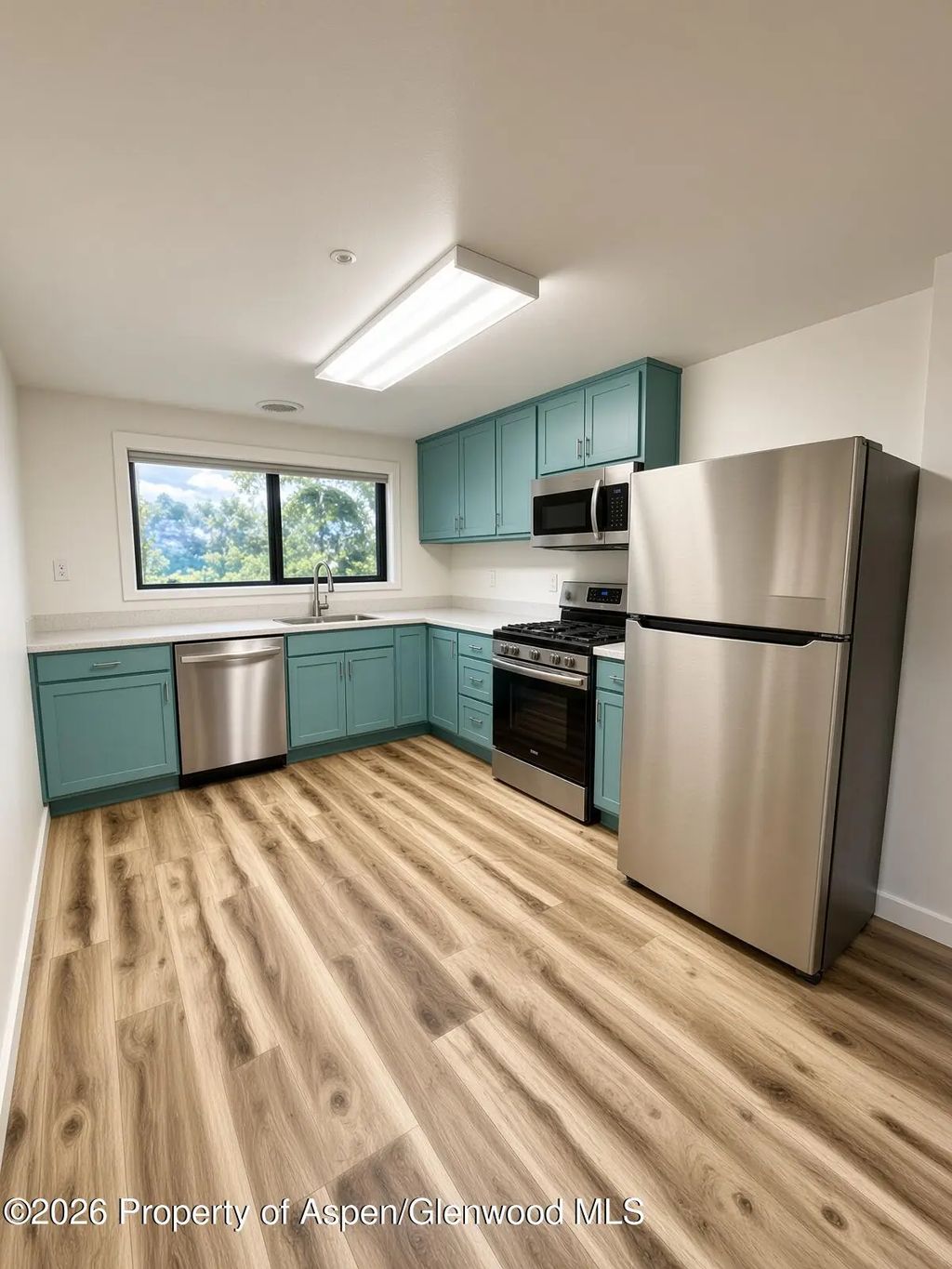 8 of 20 - 228 N 7th Street, New Castle, CO