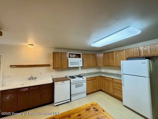 7 of 21 - 517 E Jefferson Avenue, Hayden, CO