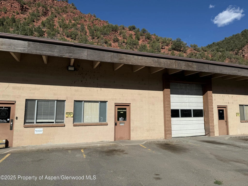 1 of 10 - 3710 Highway 82 4, Glenwood Springs, CO