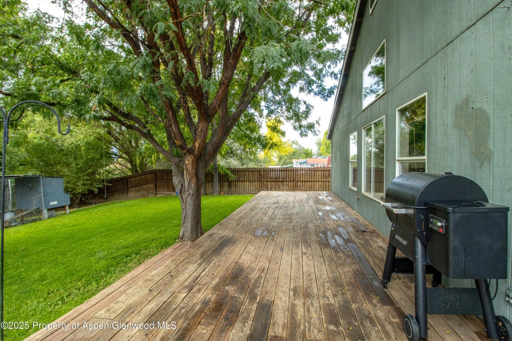 24 of 29 - 1425 Orchard Avenue, Silt, CO