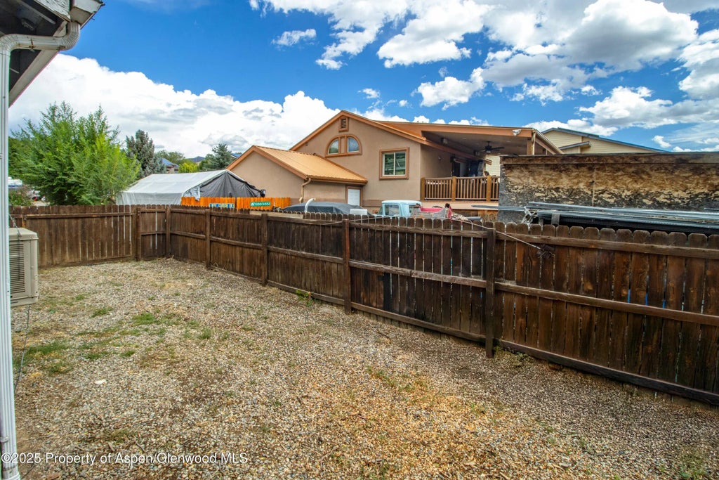 27 of 29 - 1425 Orchard Avenue, Silt, CO