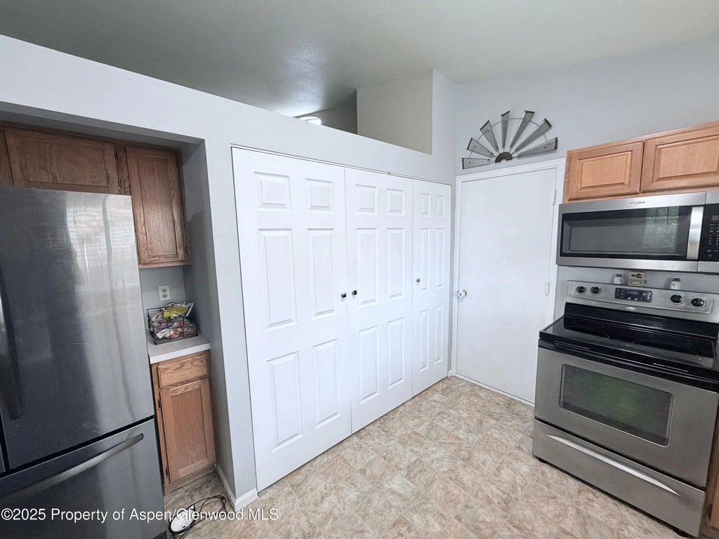 6 of 29 - 1425 Orchard Avenue, Silt, CO