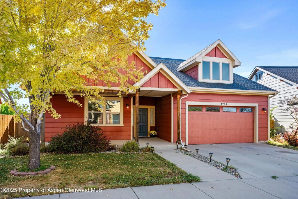 1788 Belgian Loop, Silt